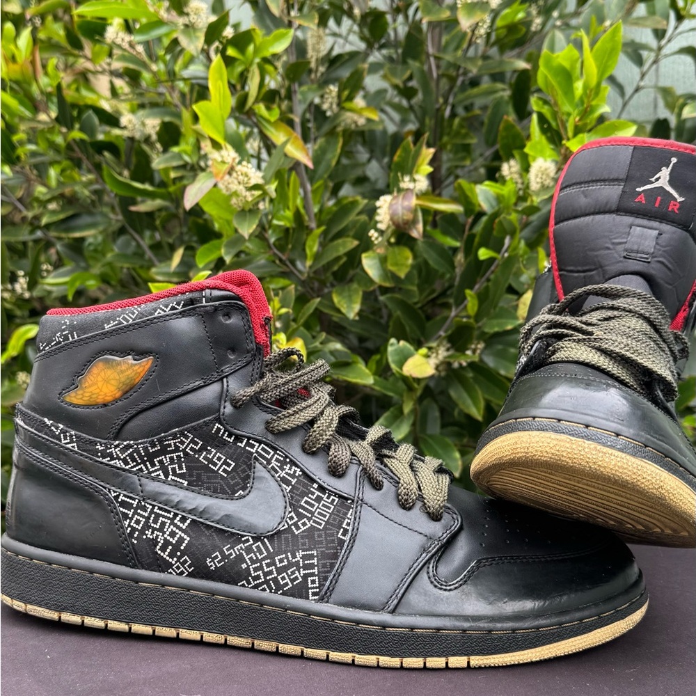 Nike Air Jordan 1 High Hall Of Fame 2009 Black Red 371498-012 Size 13 Vintage